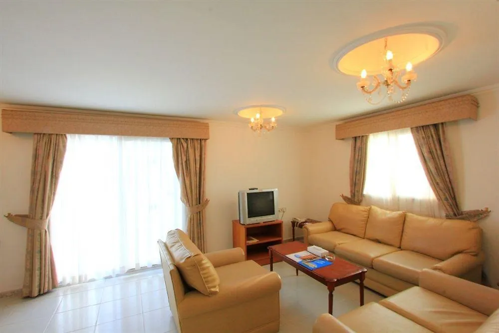 Beach Hotel Schardscha