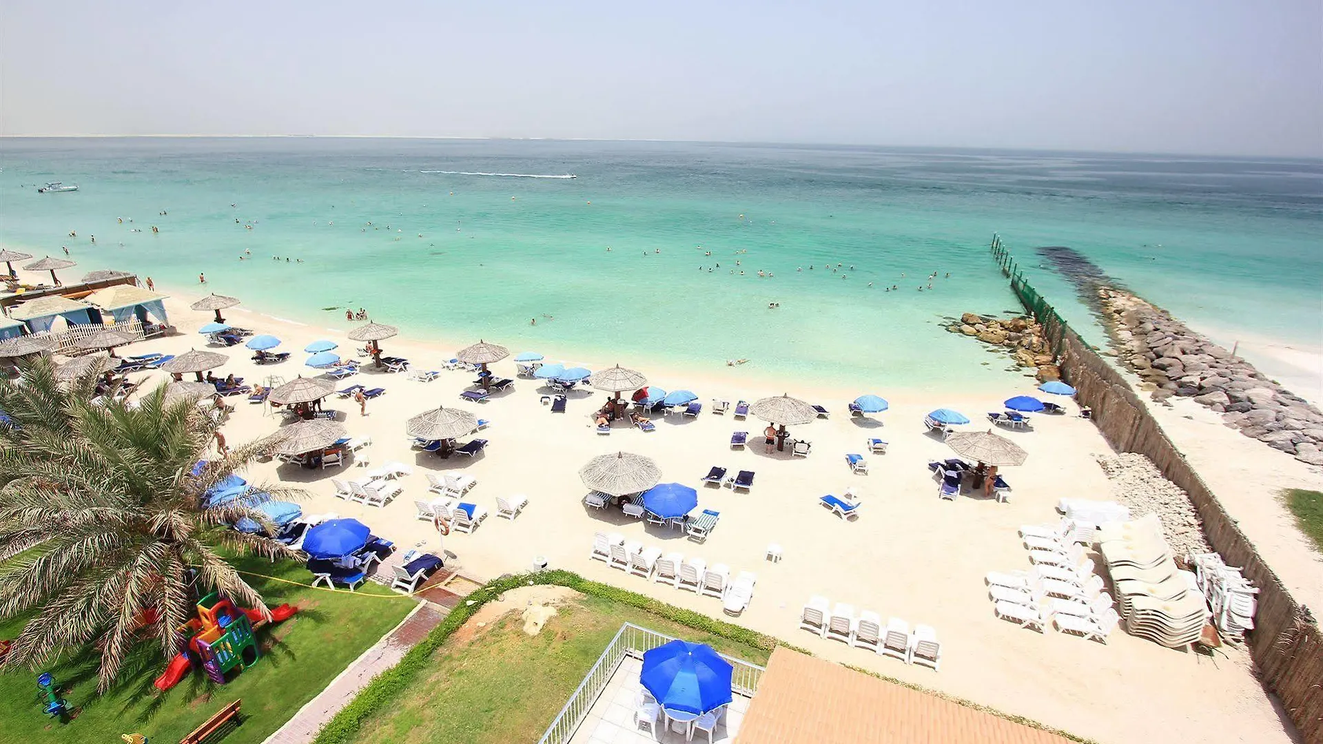 Beach Hotel Schardscha
