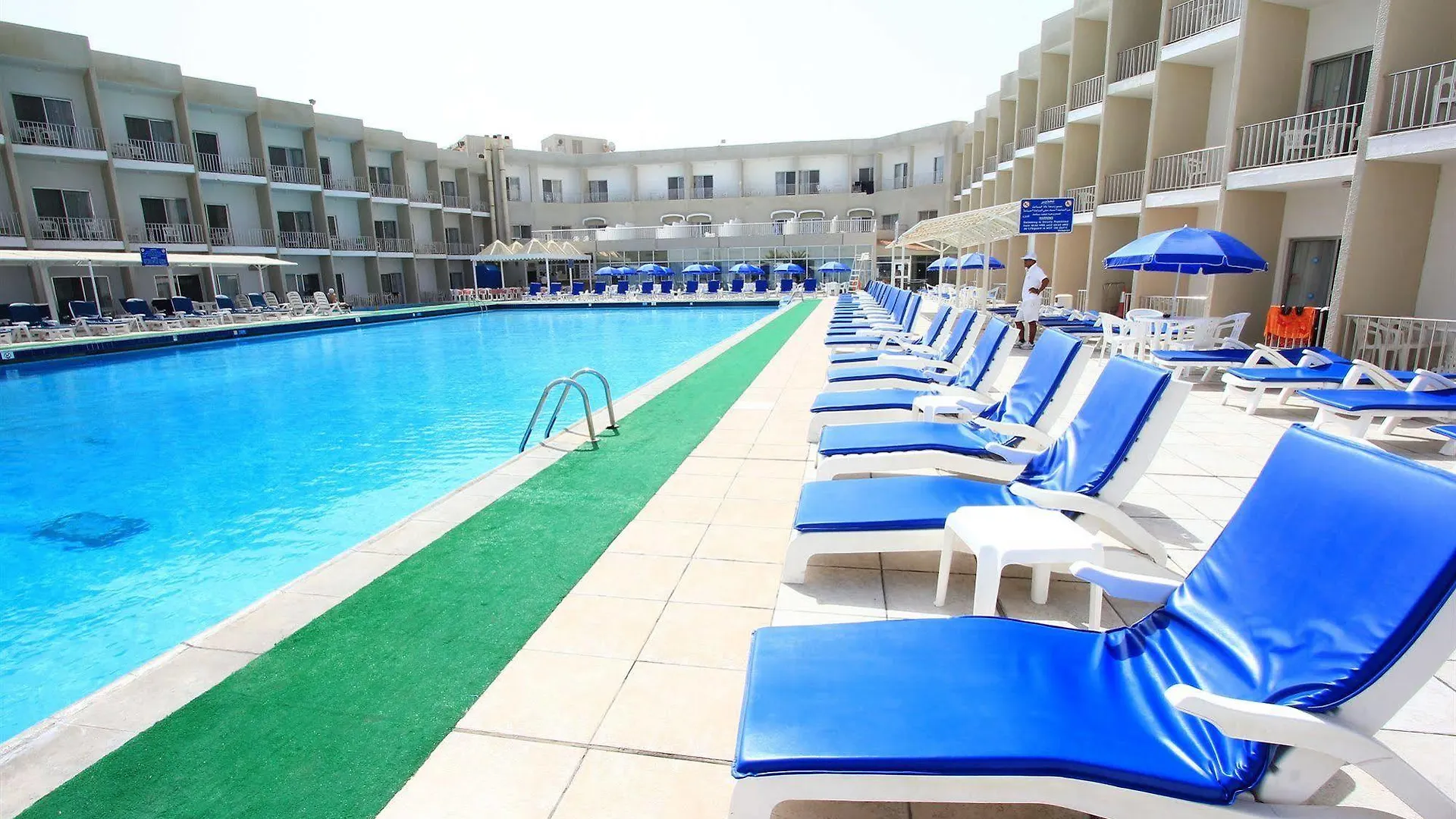 Beach Hotel Schardscha