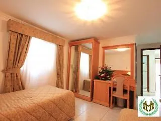 Beach Hotel Шарджа