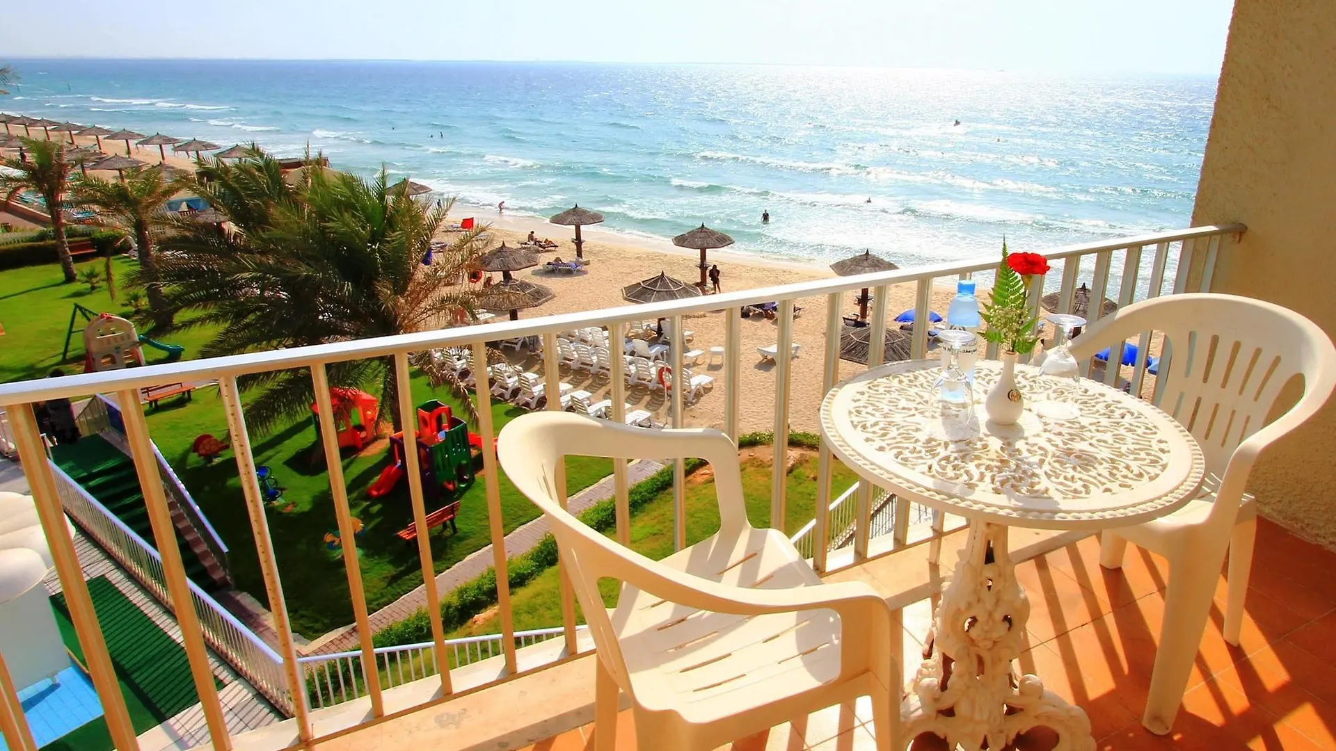 Beach Hotel Šardžá